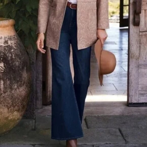 Soft Surroundings | The Ultimate Flare | 14 Petite Dark Wash Stretch Fabric - Picture 1 of 8